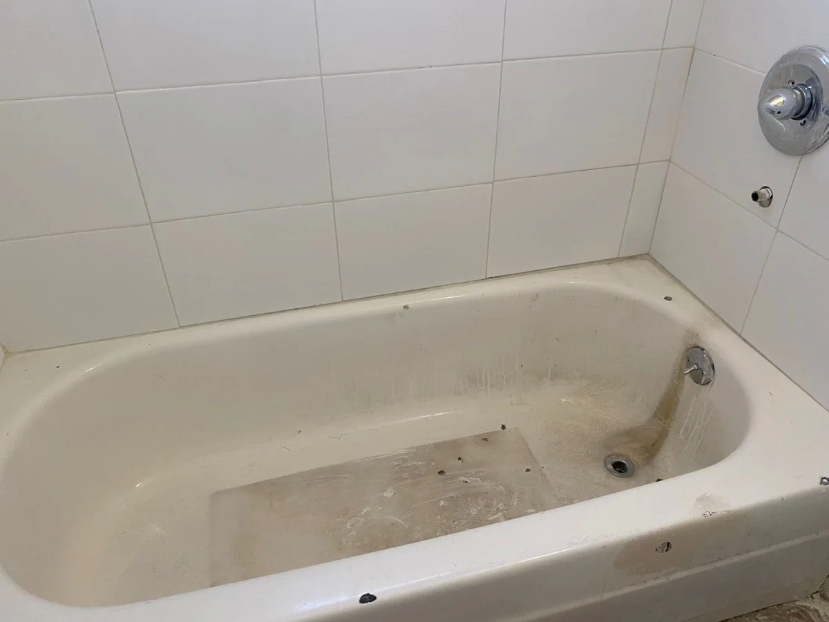Chipped bathtub before and after professional repair